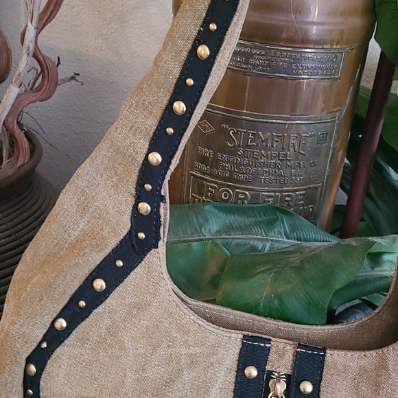 MONA B LARGE STUDS AND RIBBON MULTI HANDBAG - Picture 12 of 16